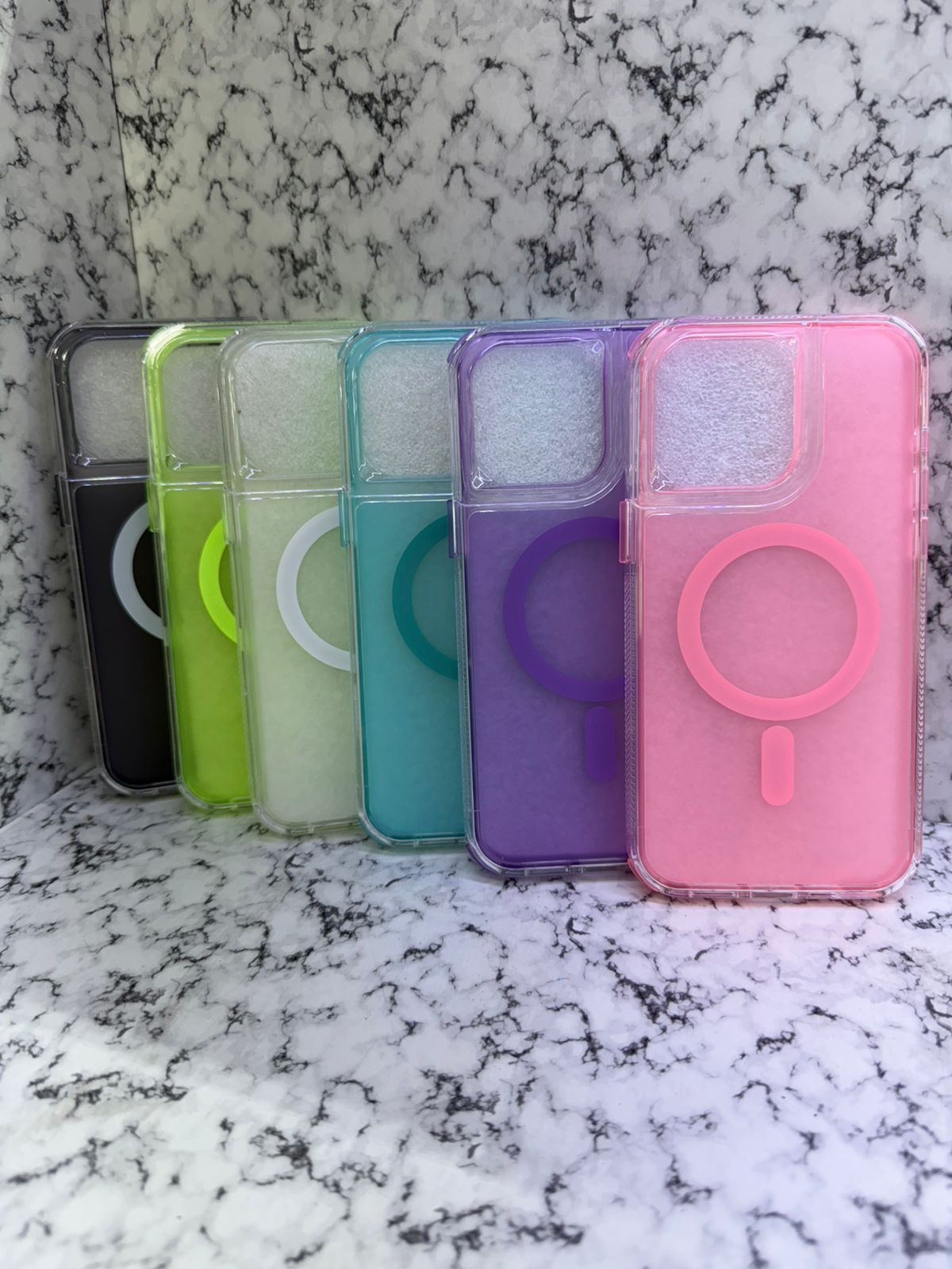 Funda iPhone Neon Transparente MagSafe